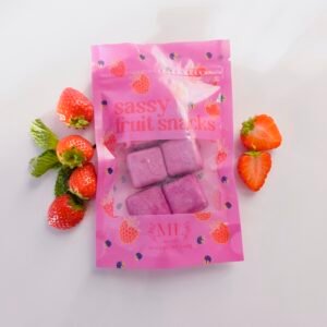 Liofilizuoti braškių ir graikiško jogurto kąsneliai Liofilizuoti braškių ir graikiško jogurto kąsneliai Liofilizuoti užkandžiai