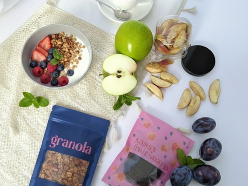 Granola: sveiki pusryčiai ar cukraus bomba? Kaip išsirinkti tikrai gerą granolą